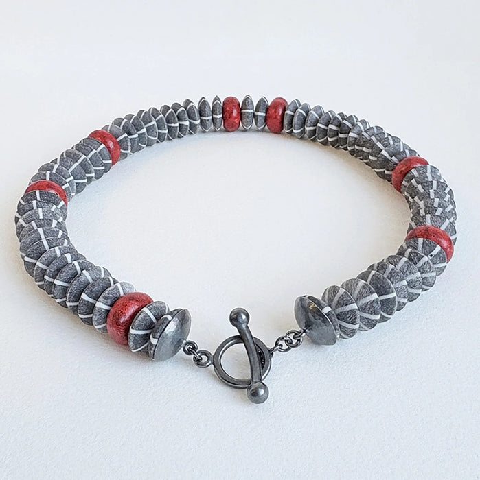 Horn Necklace - Medium Saucers and Sponge Coral
