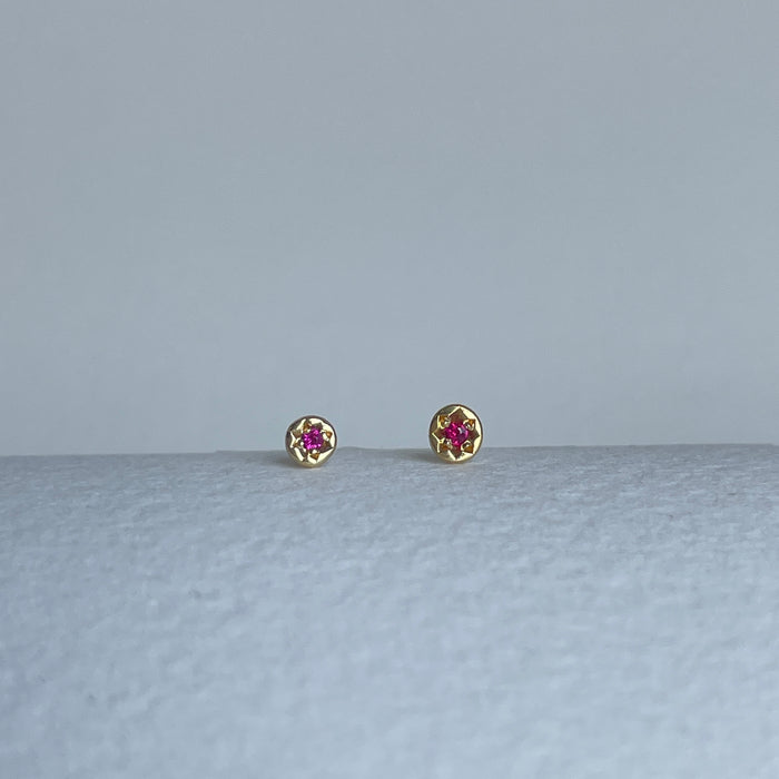 Tiny Star Stud