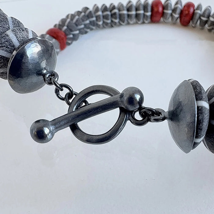 Horn Necklace - Medium Saucers and Sponge Coral